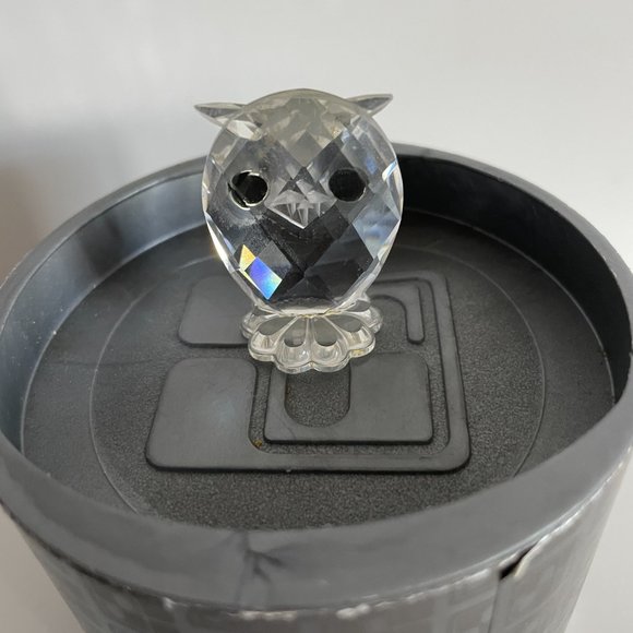 Swarovski Crystal Collectible Owl Figurine - Picture 6 of 8